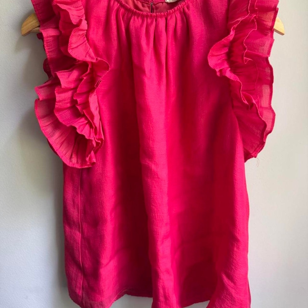 Entro red ruffle blouse with ruffled sleeves, size M'